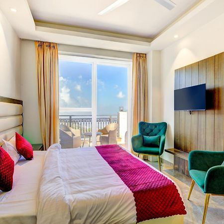 Luxe Resorts - Centrally Heated Air Conditioned Hotel In The Heart Of 卡绍利 外观 照片