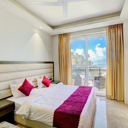 Luxe Resorts - Centrally Heated Air Conditioned Hotel In The Heart Of 卡绍利 外观 照片
